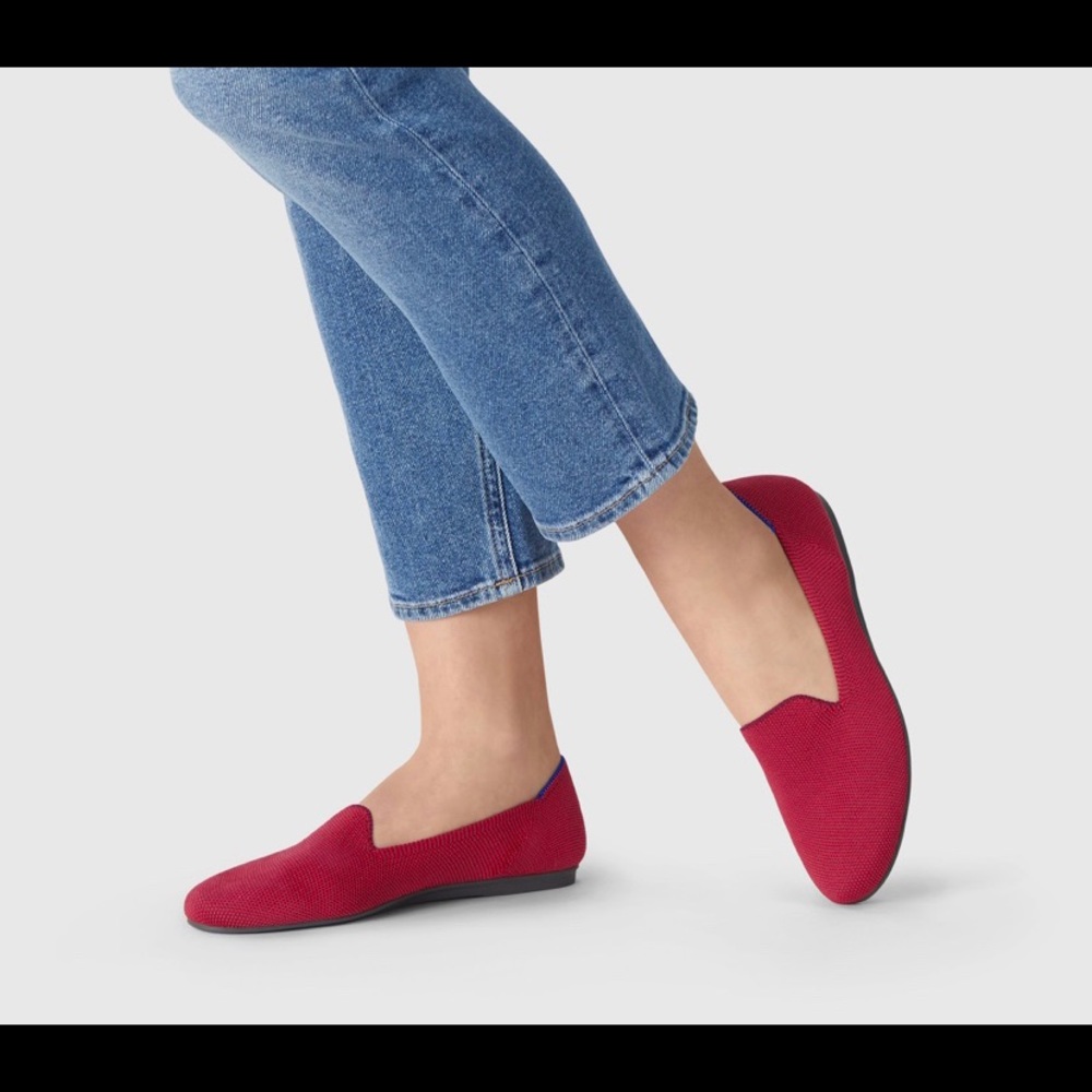 EUC ROTHYS DARK RED LOAFER SIZE 9